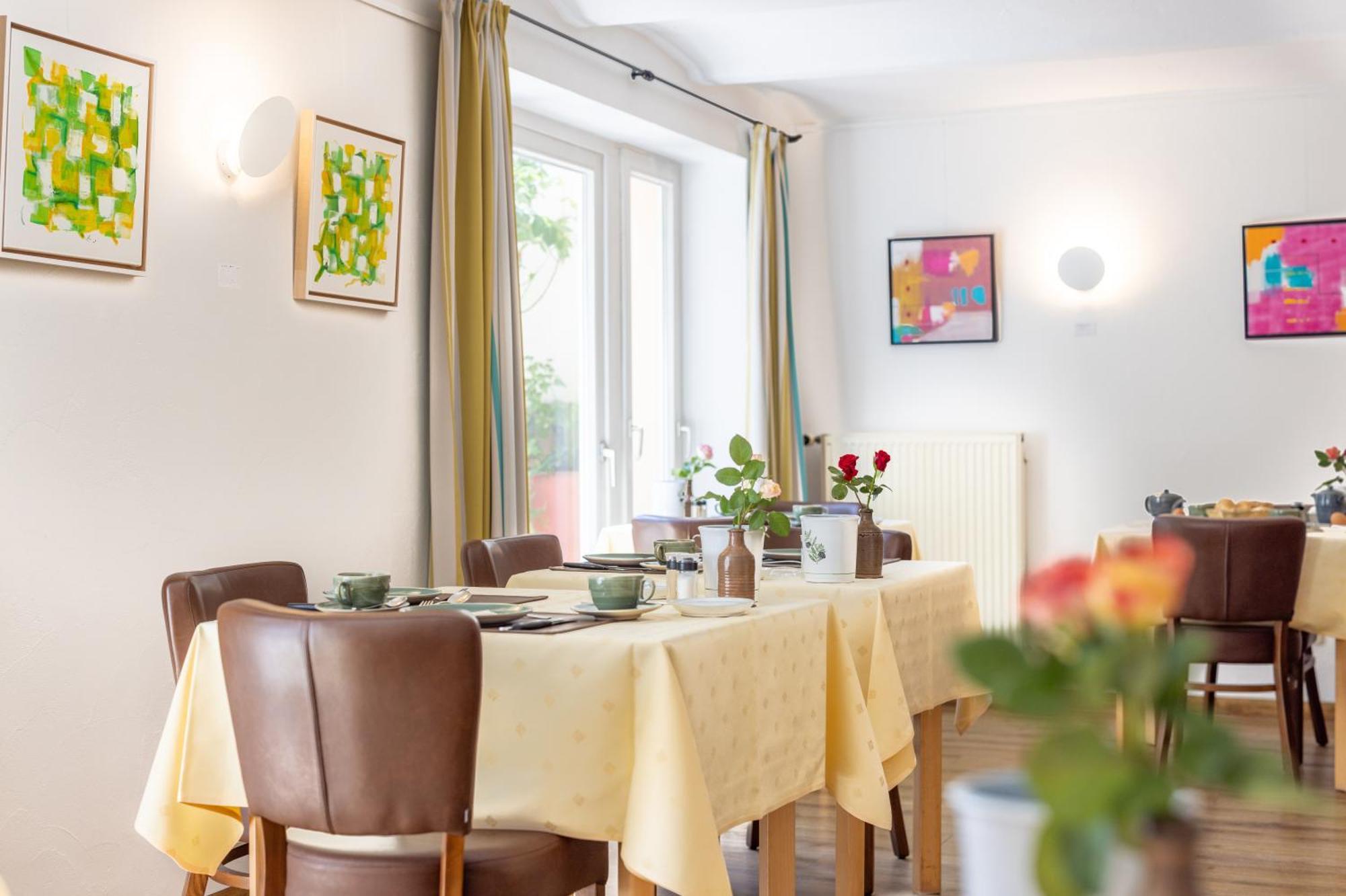 Villa Benz Hotel Garni Schwetzingen Zewnętrze zdjęcie